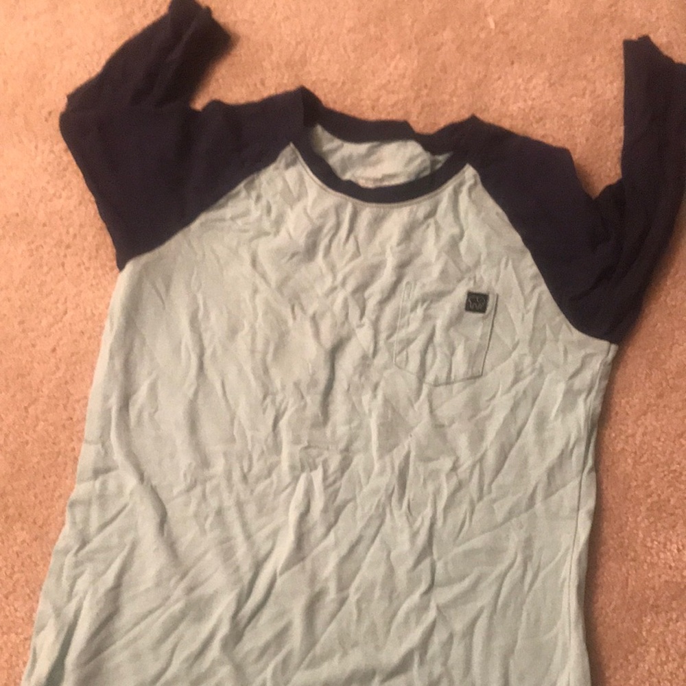 Blue quarter sleeve shirt